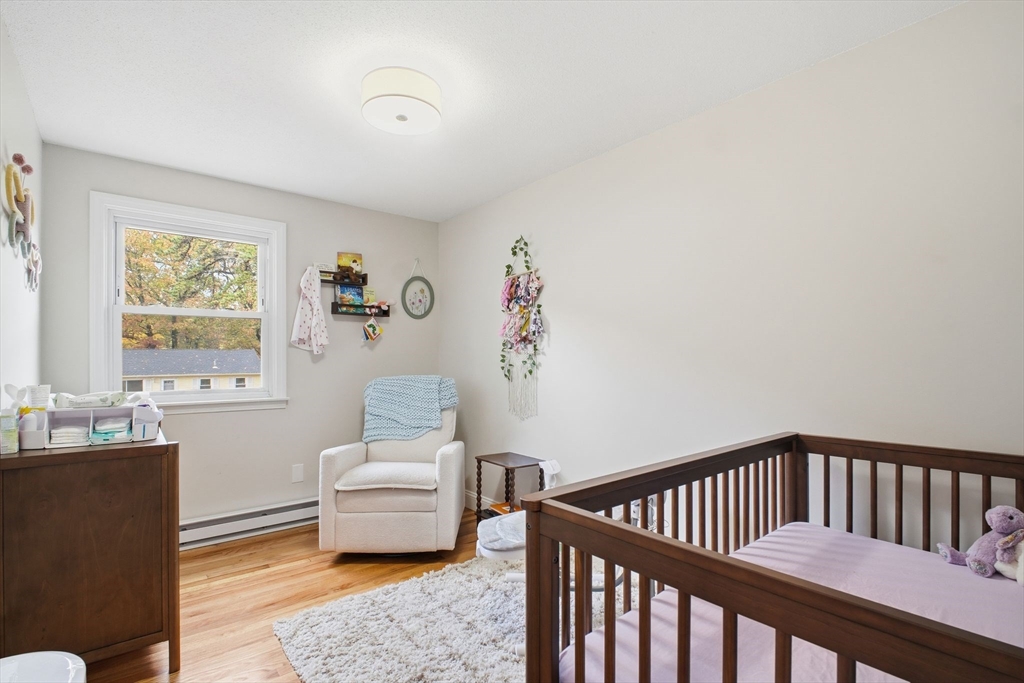 Springfield, Massachusetts 01119, United States, 3 Bedrooms Bedrooms, ,2 BathroomsBathrooms,Residential,Active,233732