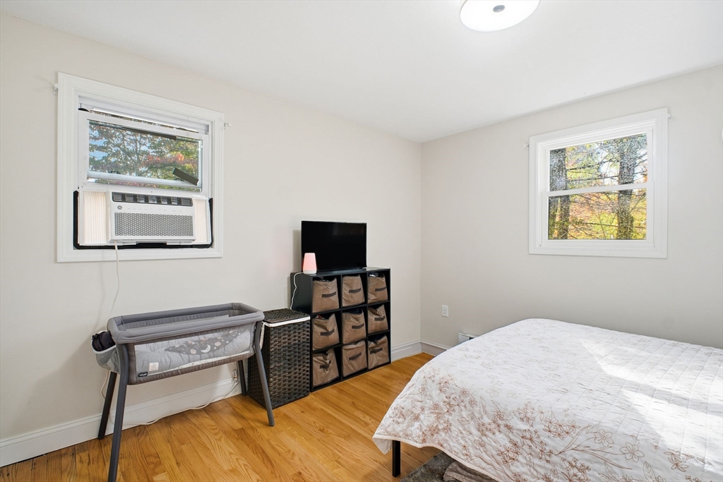 Springfield, Massachusetts 01119, United States, 3 Bedrooms Bedrooms, ,2 BathroomsBathrooms,Residential,Active,233732