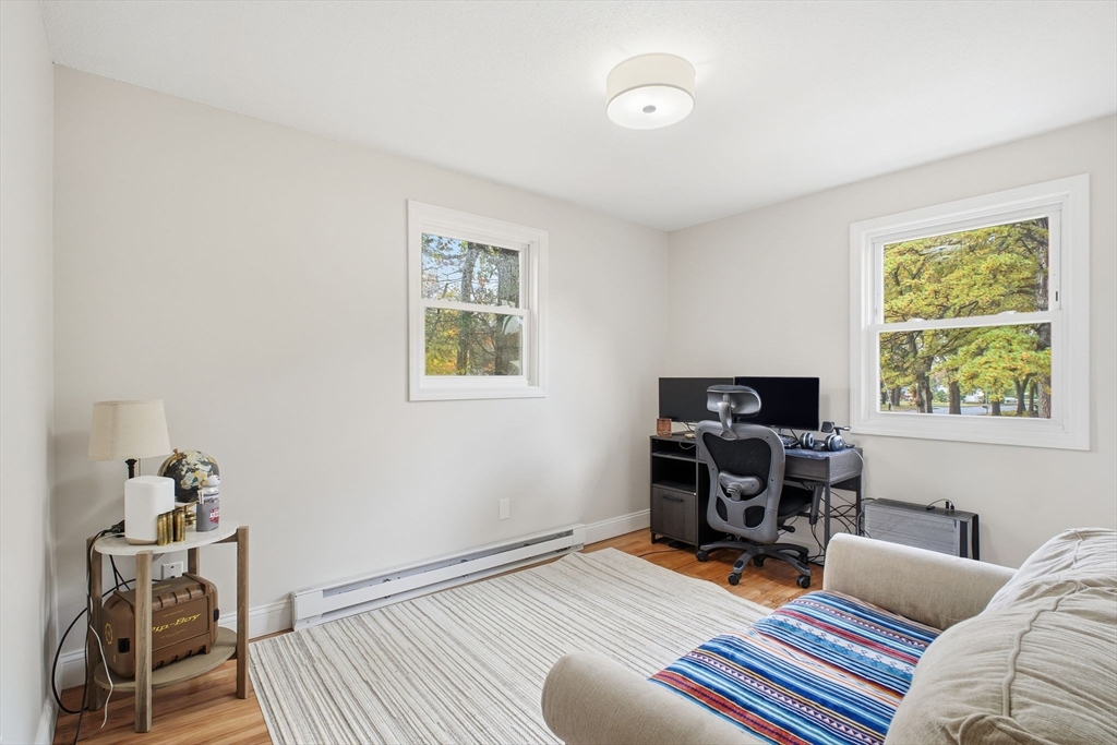 Springfield, Massachusetts 01119, United States, 3 Bedrooms Bedrooms, ,2 BathroomsBathrooms,Residential,Active,233732