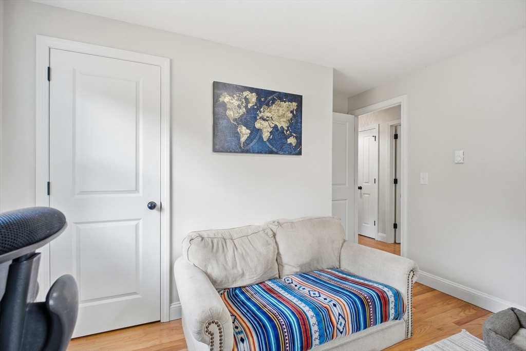 Springfield, Massachusetts 01119, United States, 3 Bedrooms Bedrooms, ,2 BathroomsBathrooms,Residential,Active,233732