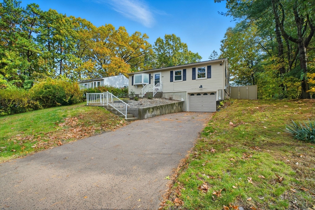 382 N Brook Rd