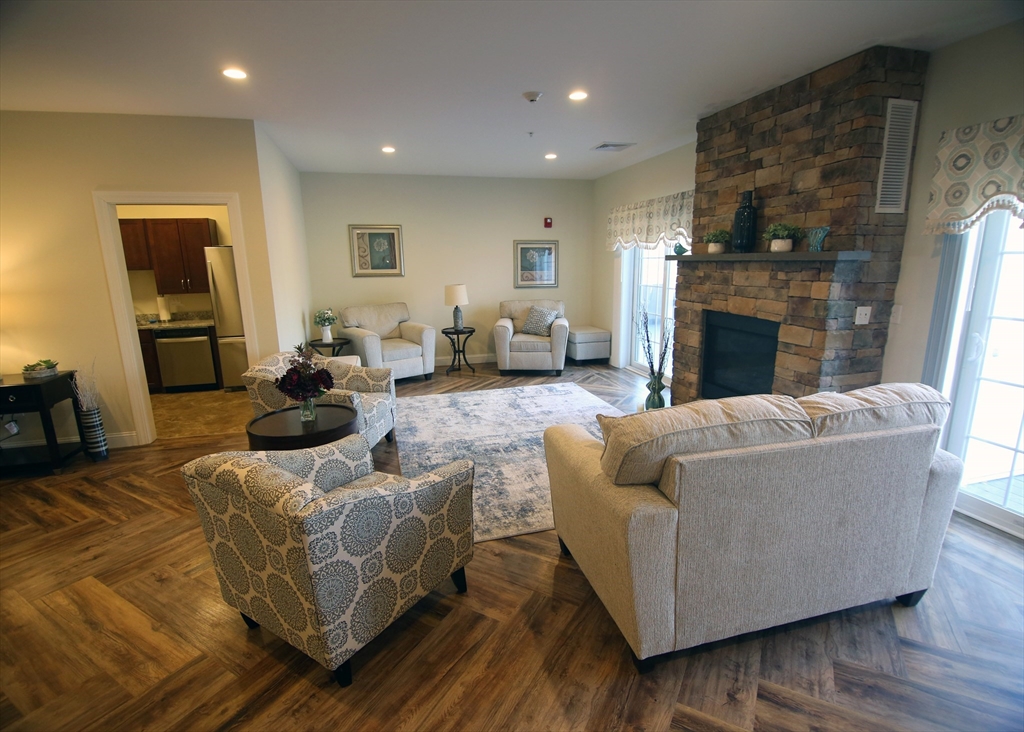 2 Regency Village Way 208