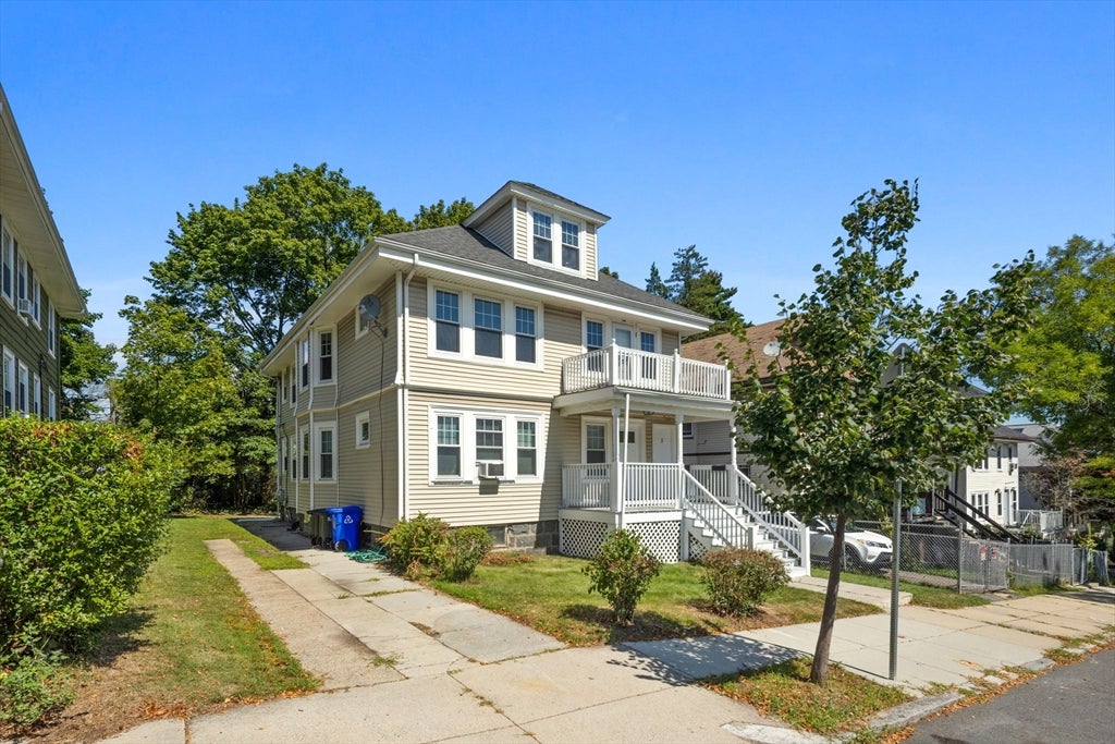27-29 Codman Hill Ave 2