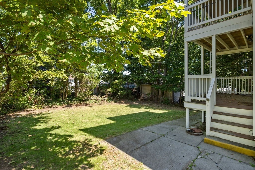 27-29 Codman Hill Ave 2