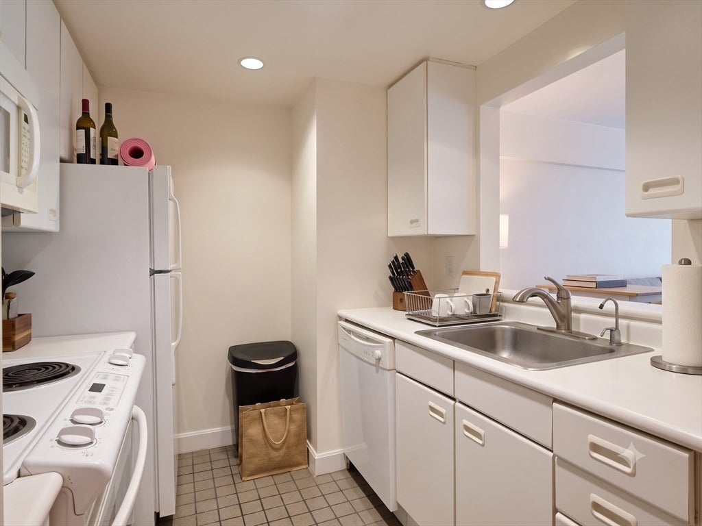 931 Massachusetts Ave #303, Cambridge, MA, 931 Massachusetts Ave #303, Cambridge, MA Photo #3