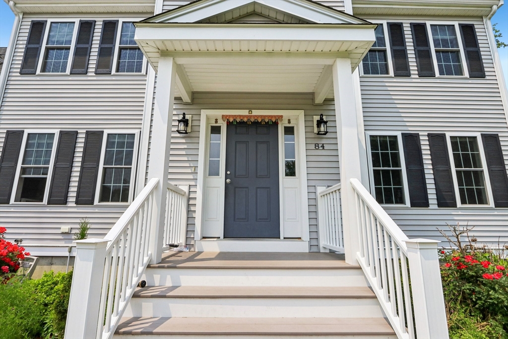 84 Murray Circle
