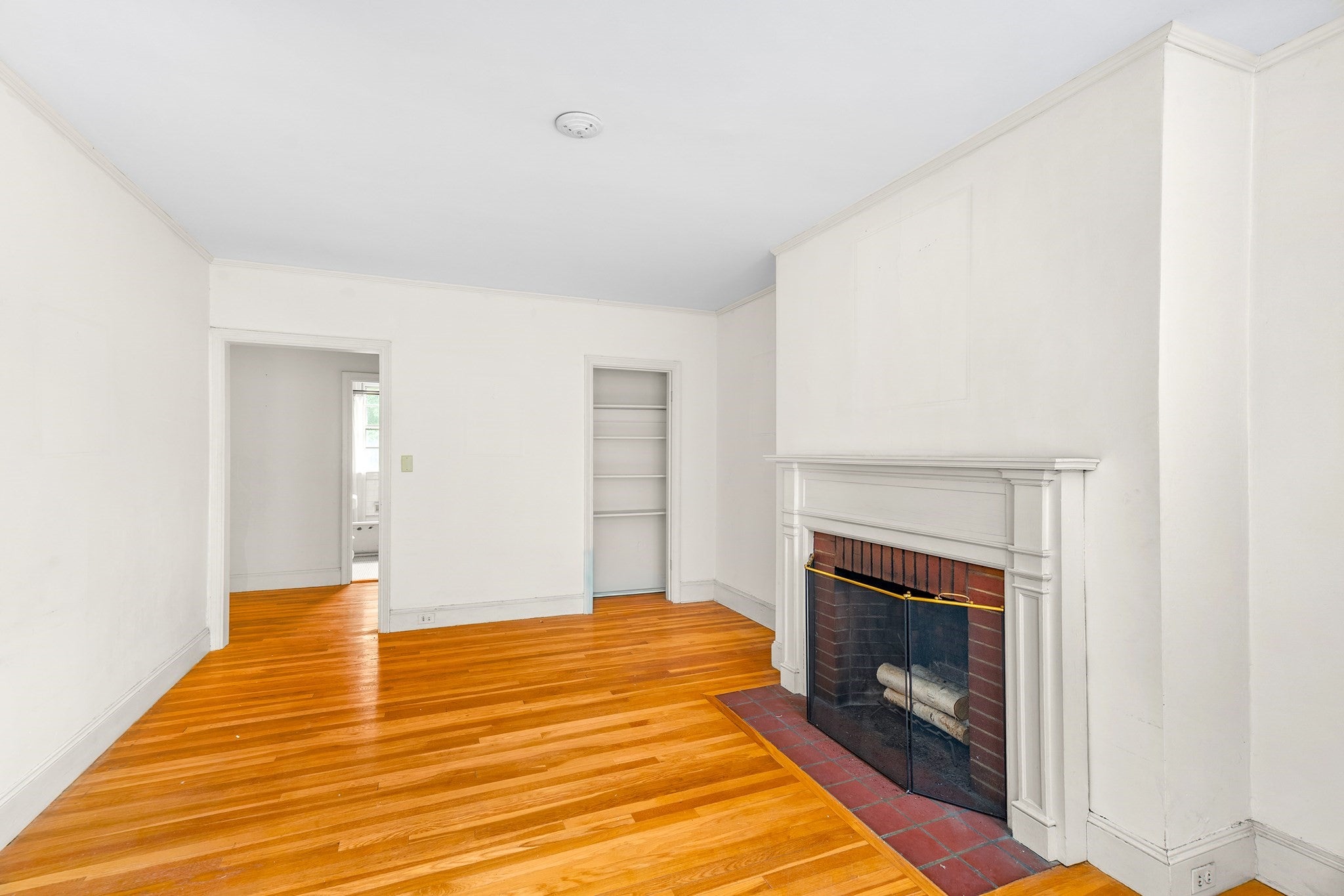 41 Bowdoin St 25