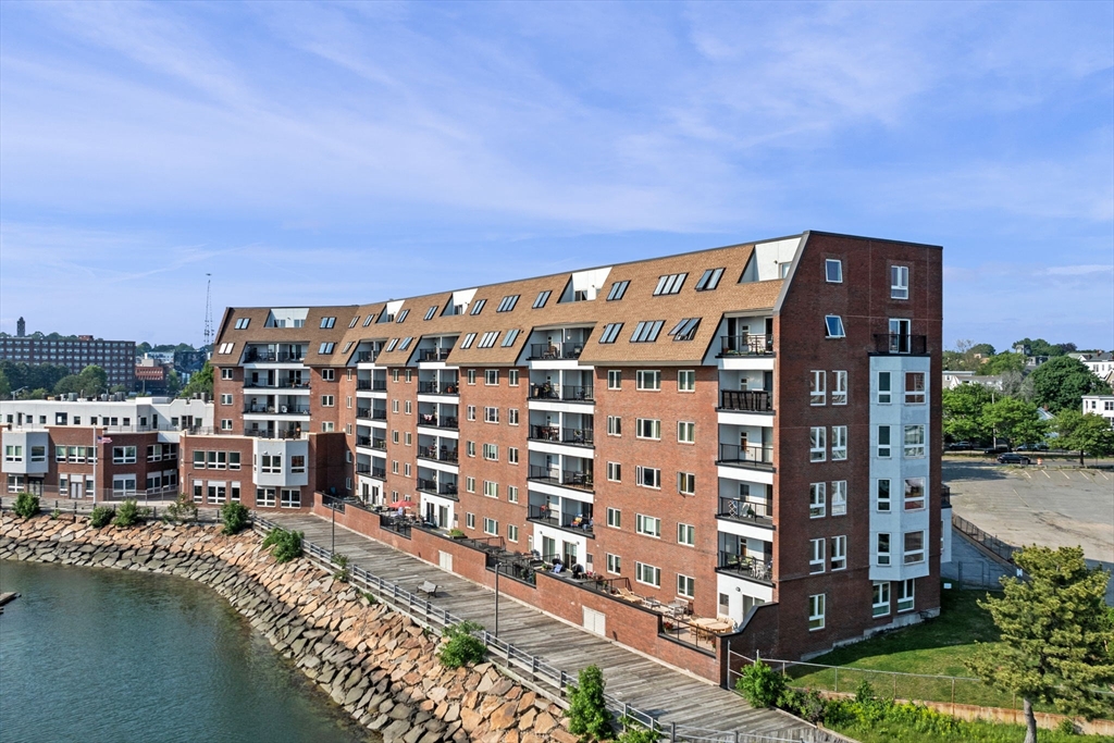150 Lynnway 406