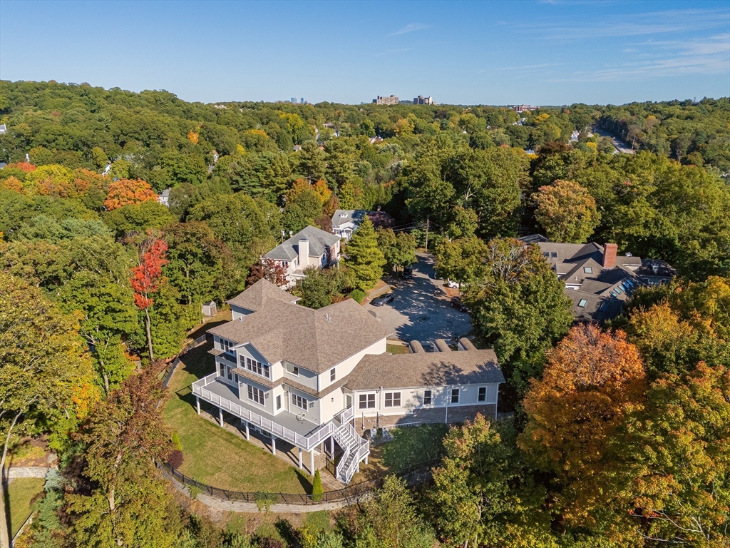 42 Sunhill Ln