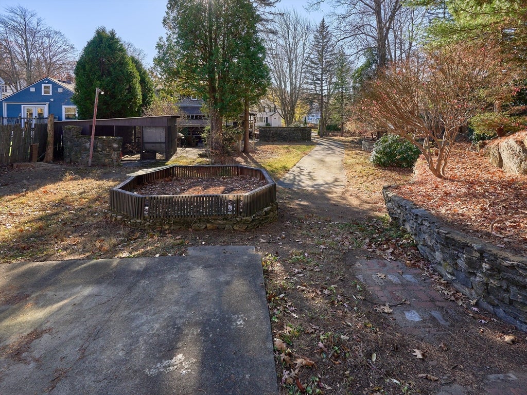25 Stoneham Rd, Worcester, MA Photo #21