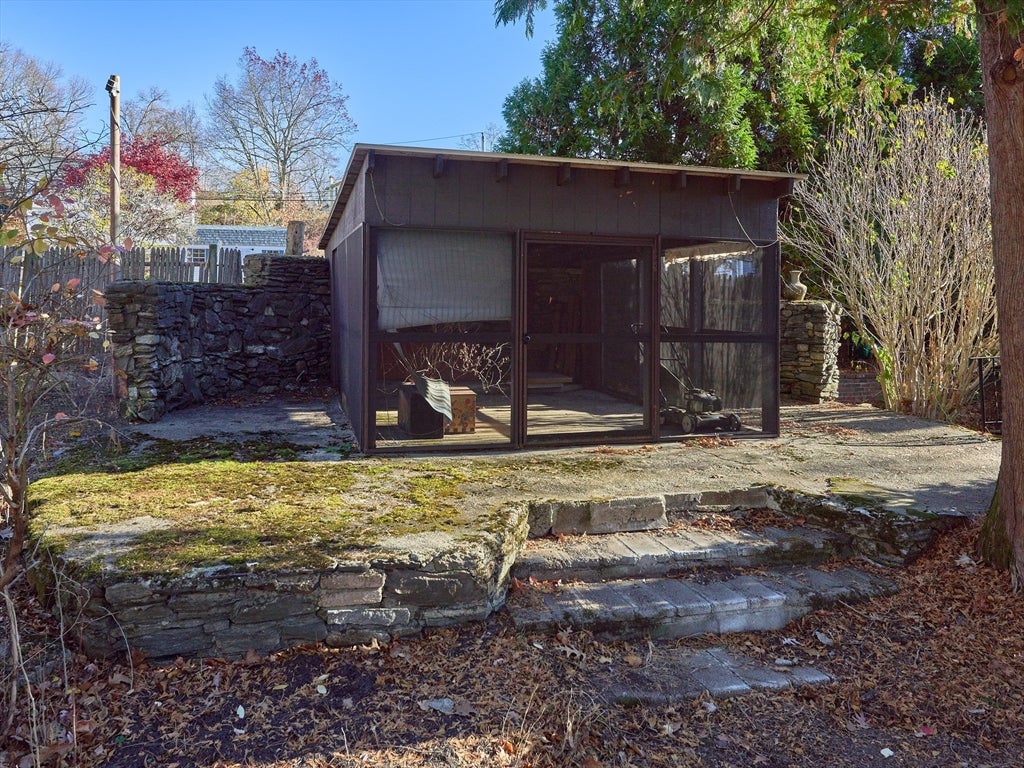25 Stoneham Rd, Worcester, MA Photo #18