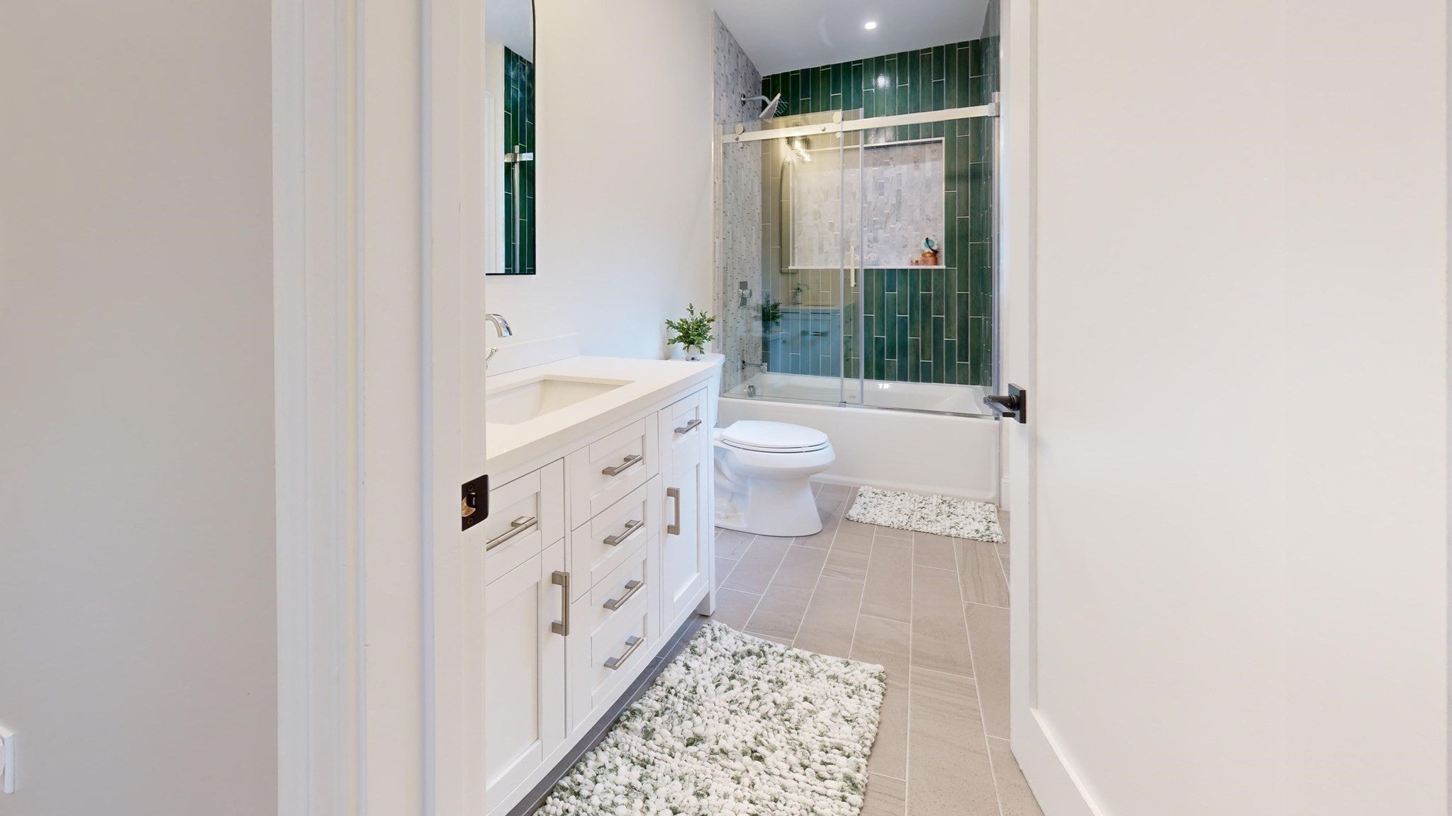45 Clearwater Road, Newton, MA Photo #24