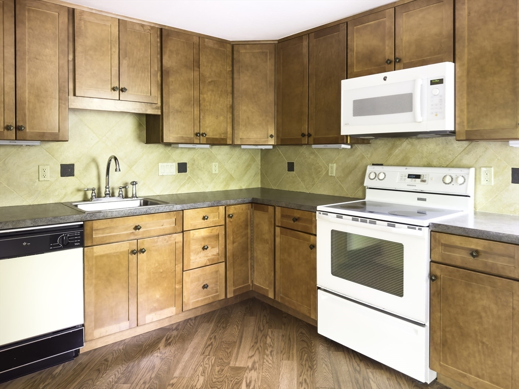 73 Mountain Gate Road 73