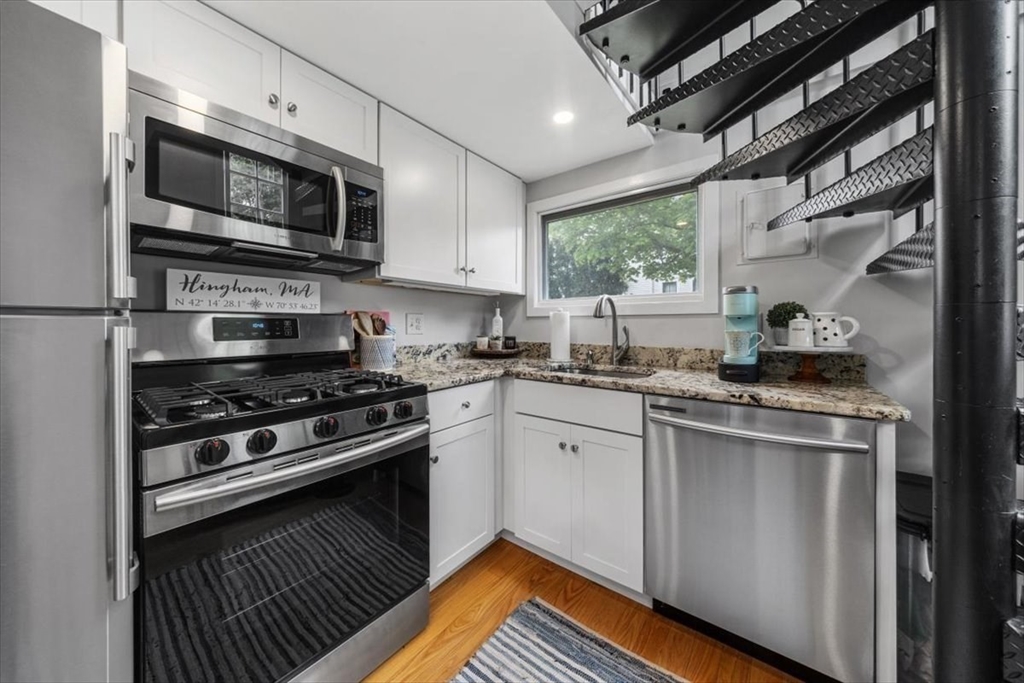 176 South Street 3