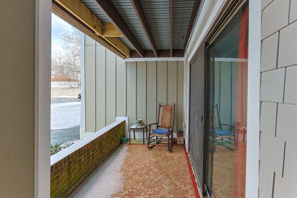 Orleans, Massachusetts 02653, United States, 1 Bedroom Bedrooms, ,1 BathroomBathrooms,Residential,Pending,15323