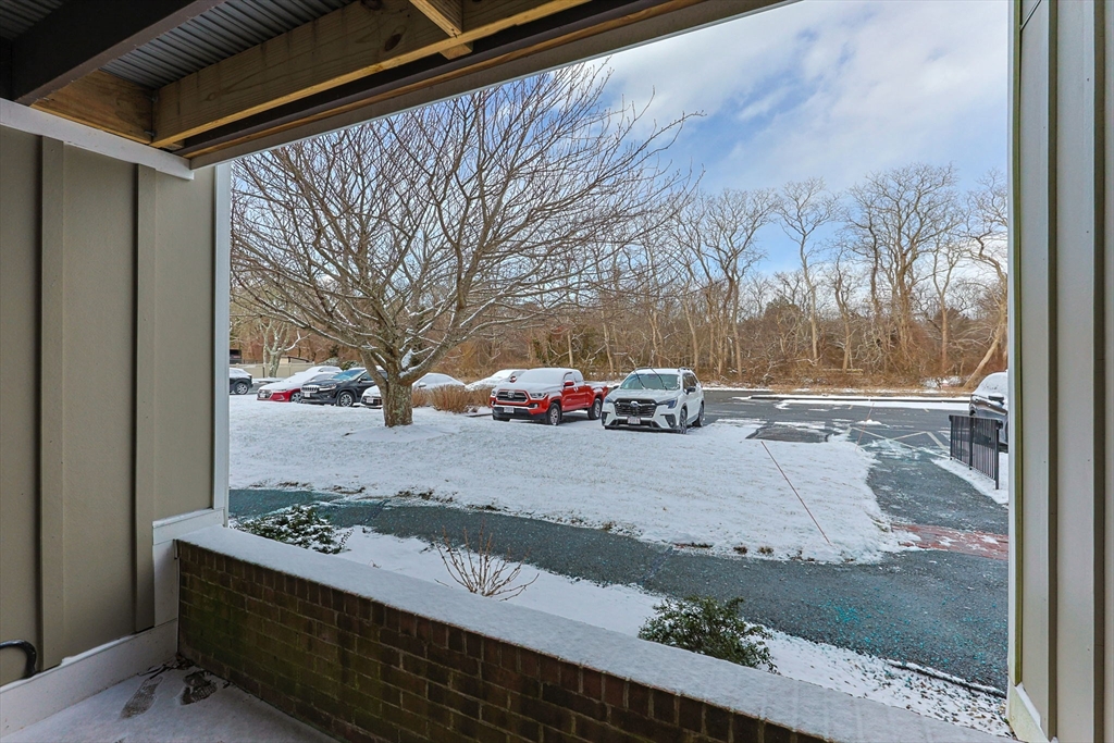 Orleans, Massachusetts 02653, United States, 1 Bedroom Bedrooms, ,1 BathroomBathrooms,Residential,Pending,15323