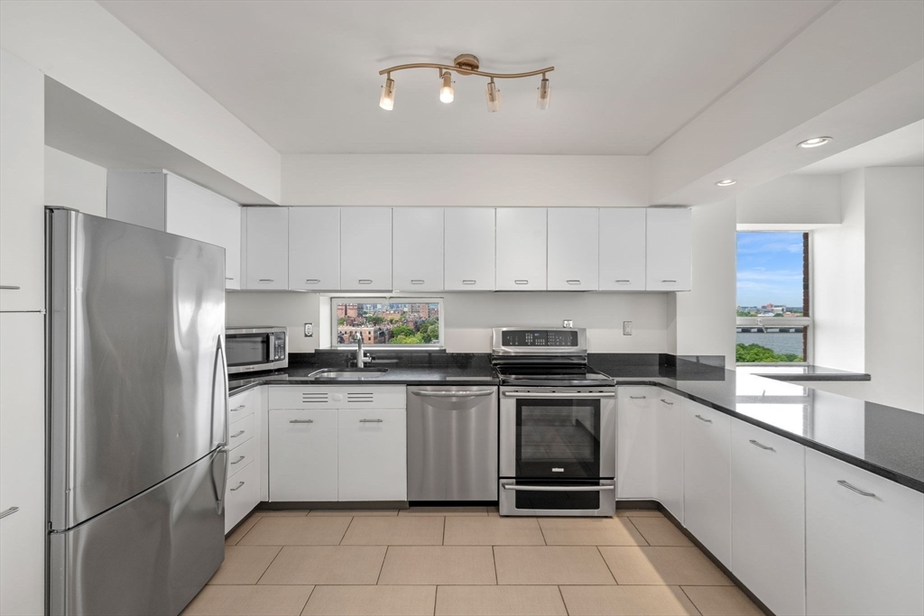 330 Beacon St 111