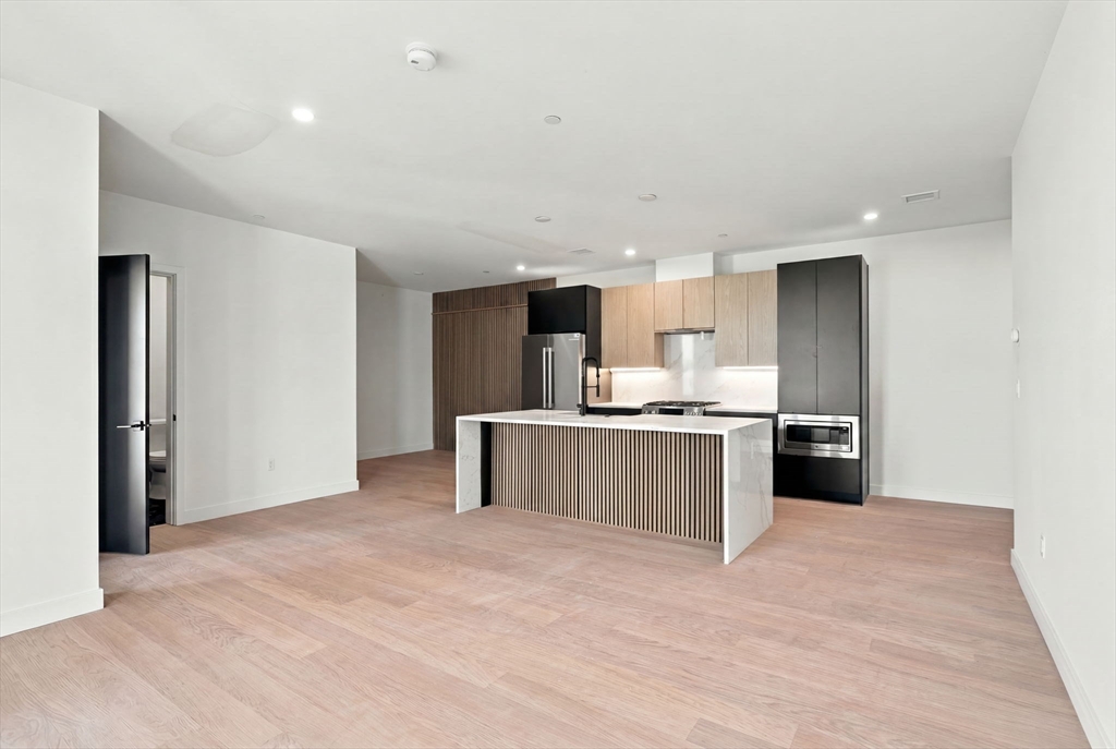 22 High Street 103