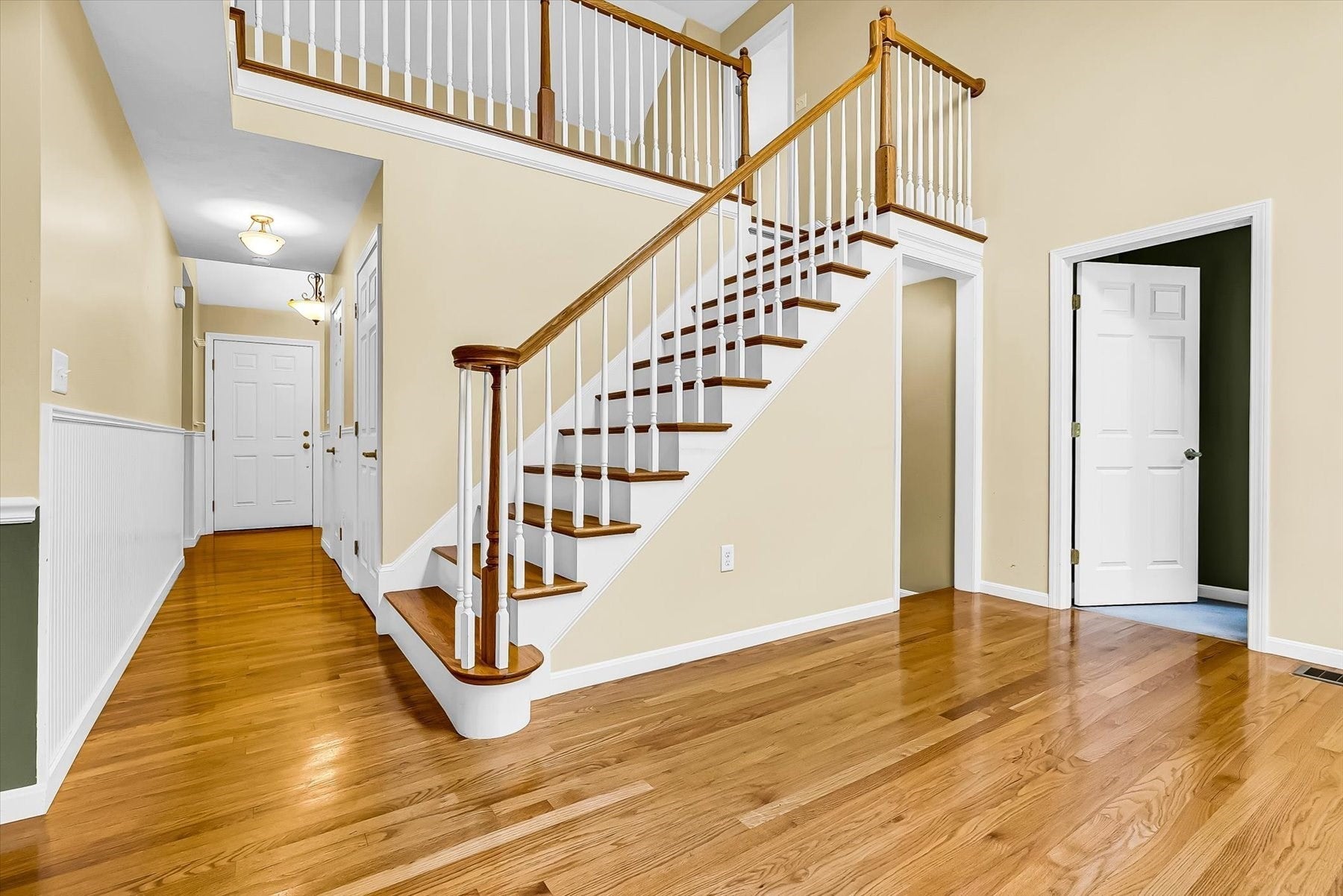 8 Paxton Ct #8, Grafton, MA, 8 Paxton Ct #8, Grafton, MA Photo #23