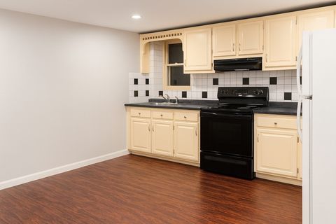 Photo of 315R Weir Street #R, Taunton, MA 02780 (MLS # 73472113)