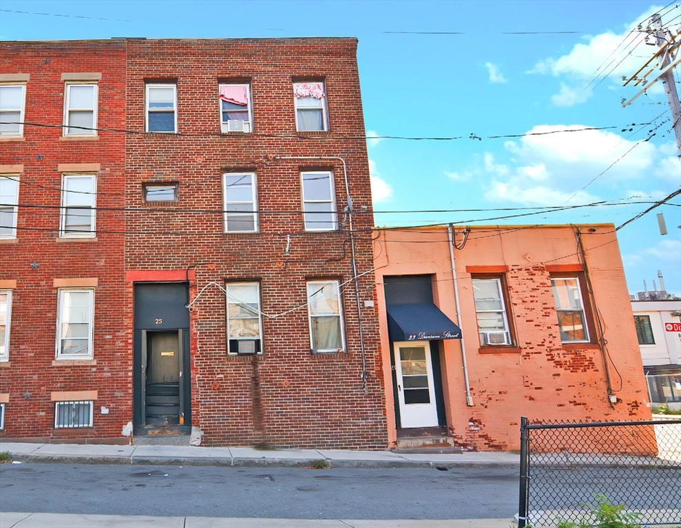 23-25 Division St
