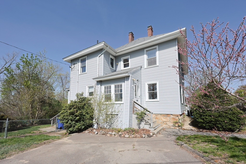 101 Jones Rd 101