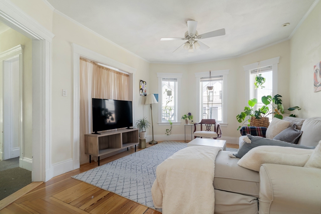 26 Princeton St 26