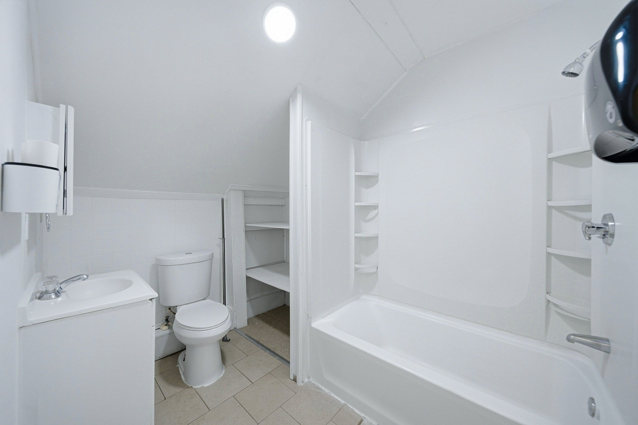 8 Cady St, Lowell, MA, 8 Cady St, Lowell, MA Photo #18