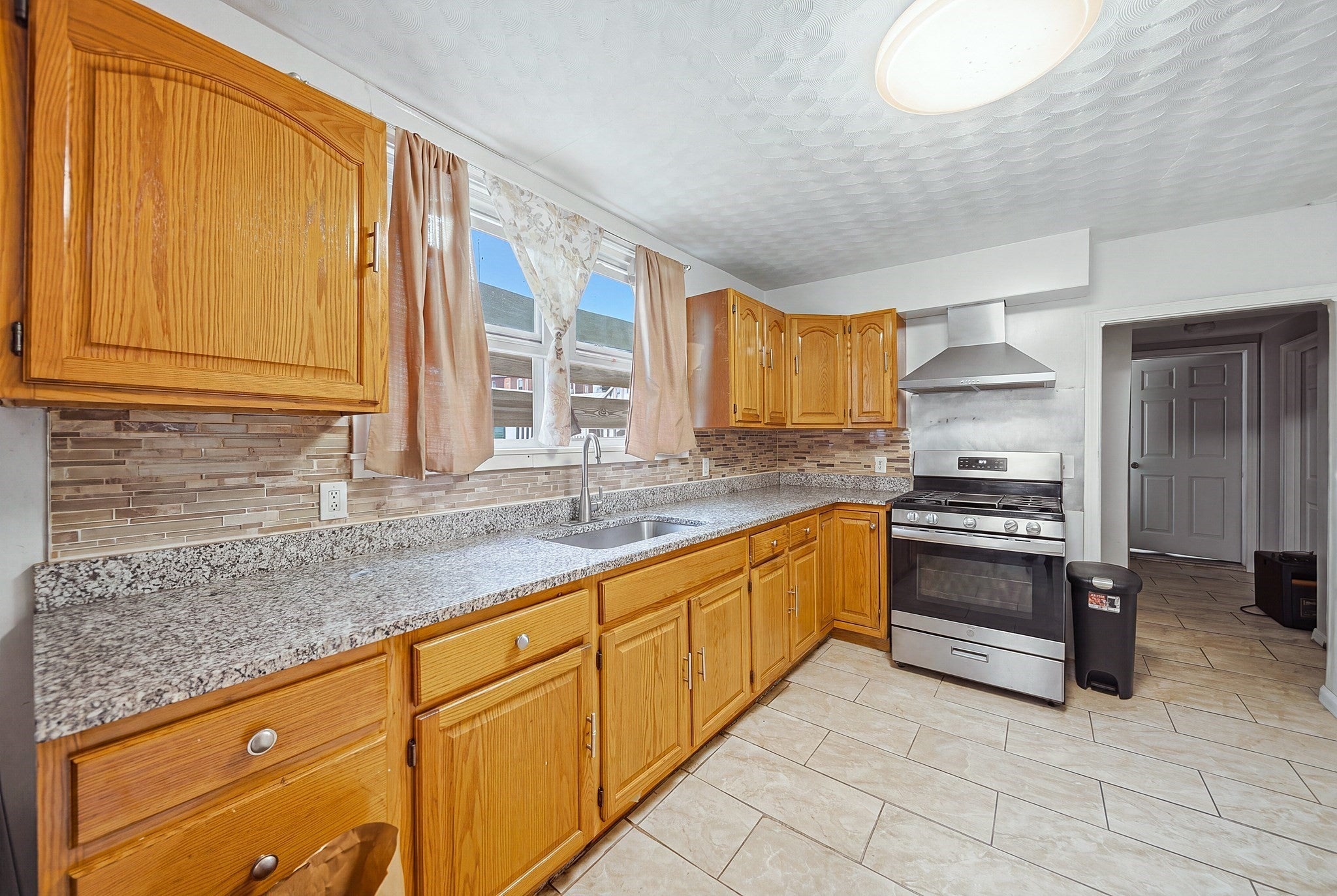 8 Cady St, Lowell, MA, 8 Cady St, Lowell, MA Photo #1