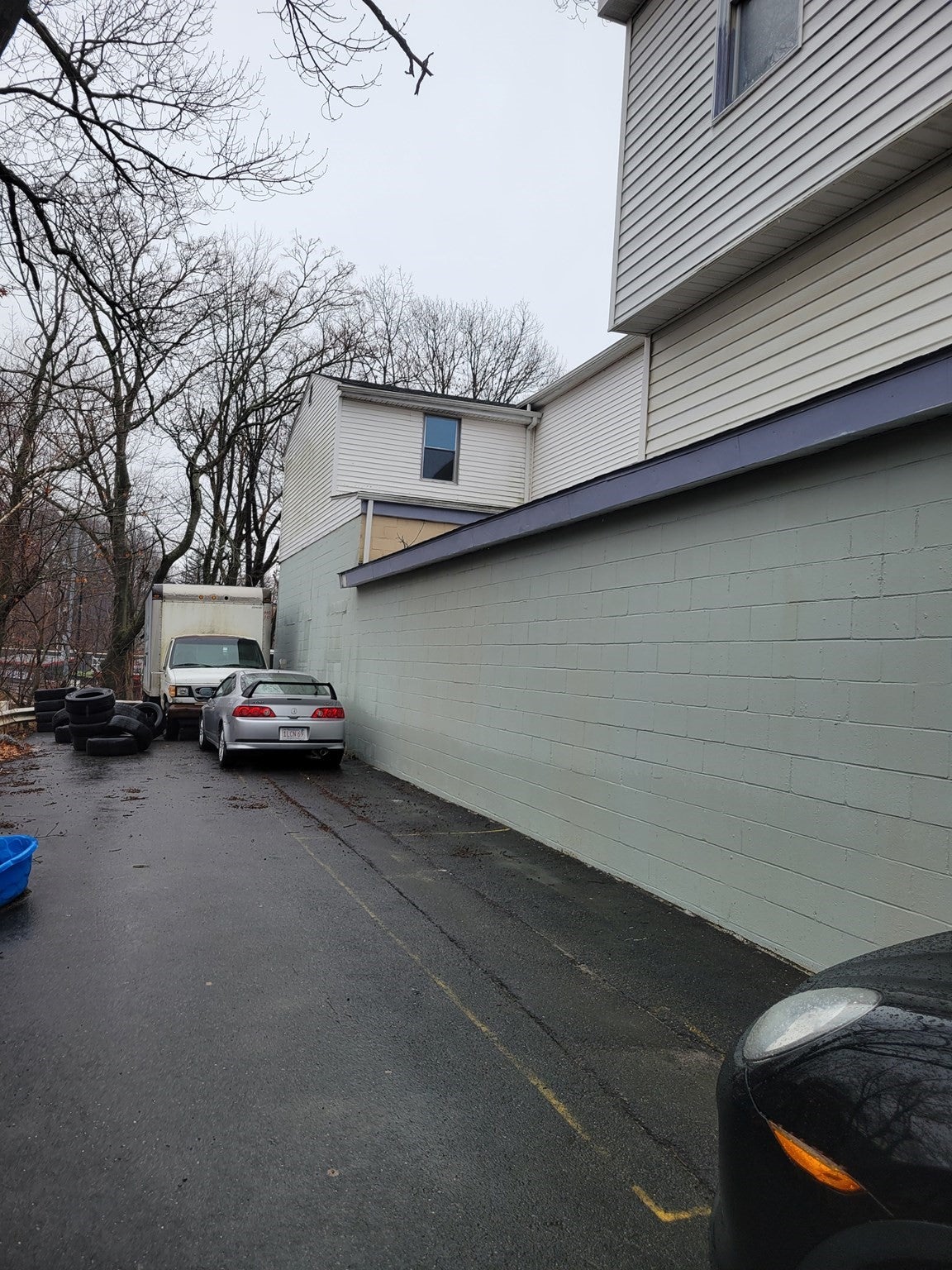 585 Park Ave