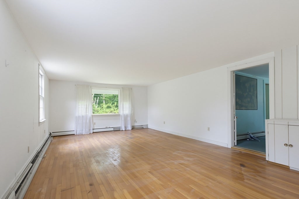 25 Neale Rd