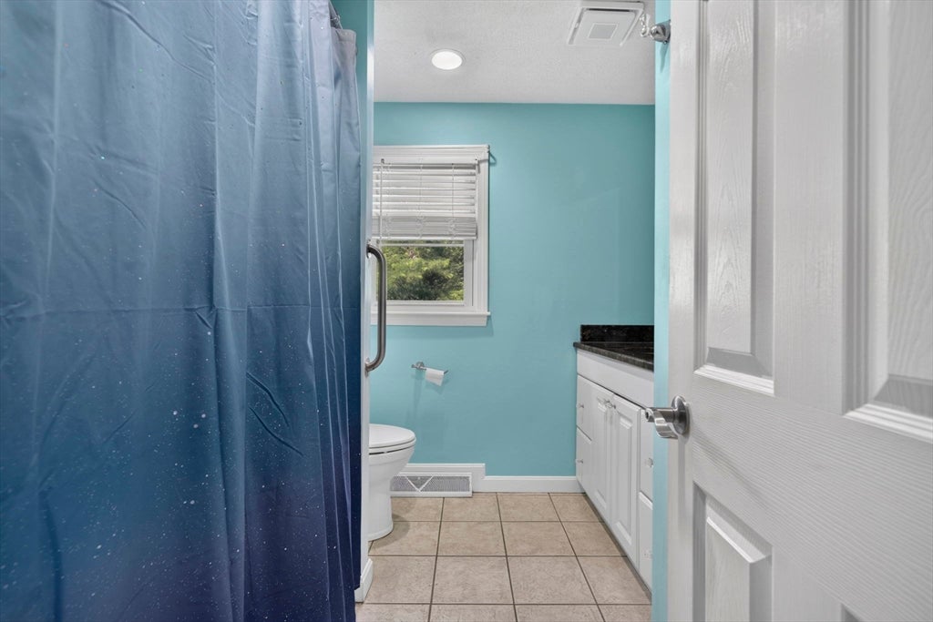 62 Anthony St, Seekonk, MA Photo #23