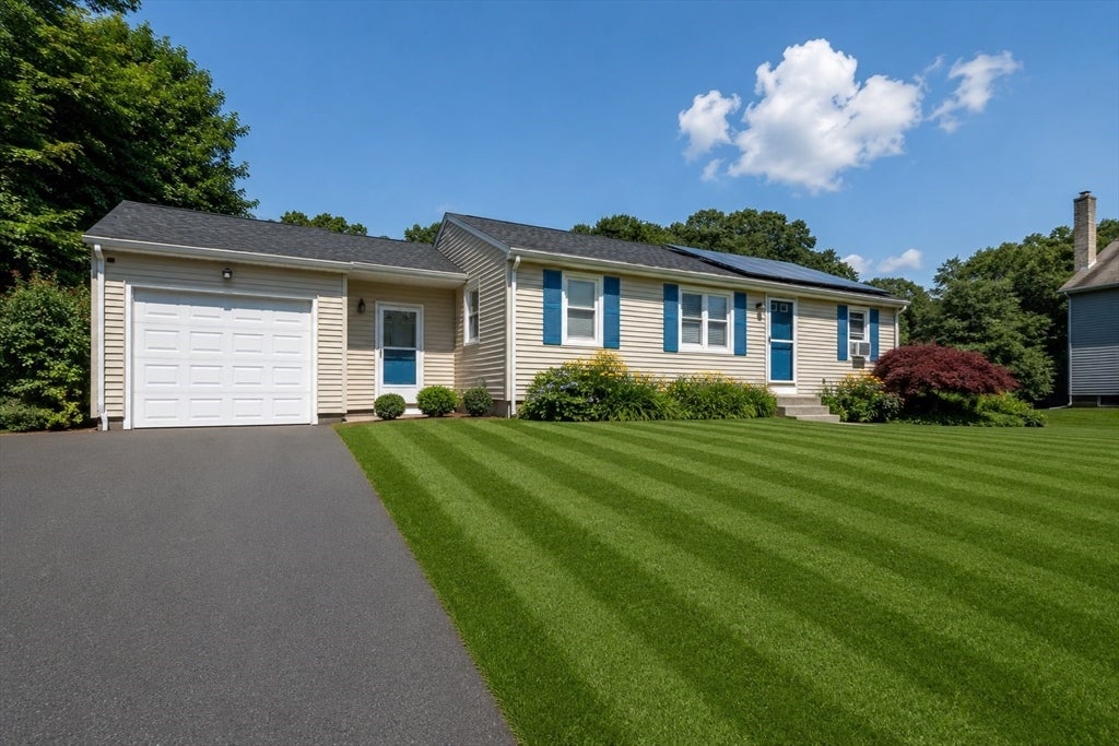 62 Anthony St, Seekonk, MA Photo #2