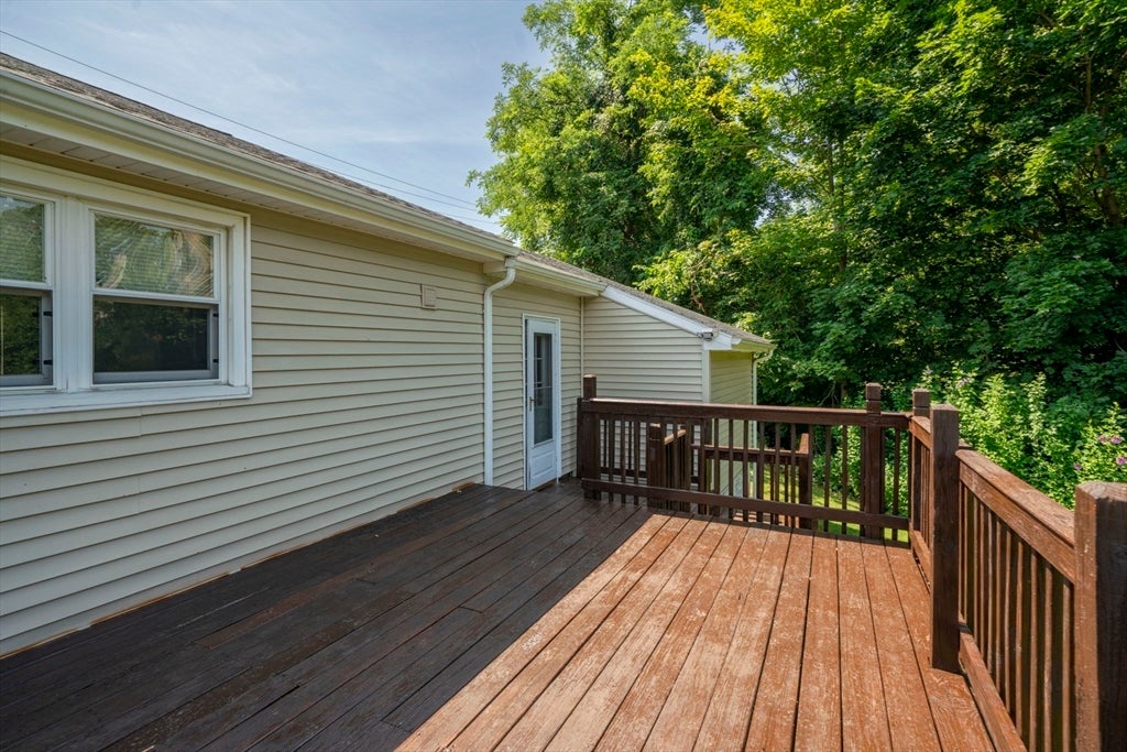 62 Anthony St, Seekonk, MA Photo #30