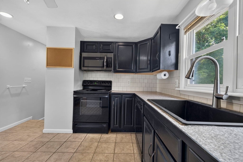 62 Anthony St, Seekonk, MA Photo #9