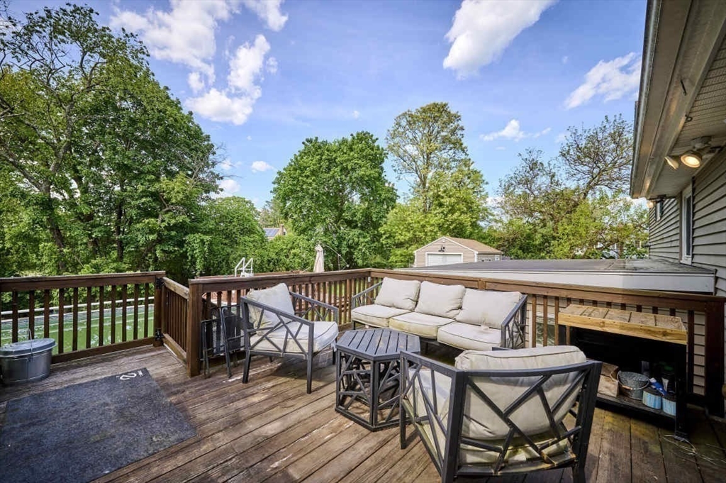 Billerica, Massachusetts 01821, United States, 3 Bedrooms Bedrooms, ,2 BathroomsBathrooms,Residential,Active,140185