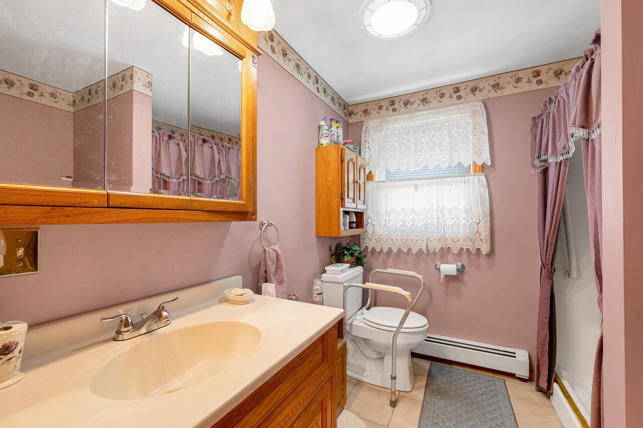 126 Montaup Ave, Dracut, MA, 126 Montaup Ave, Dracut, MA Photo #18