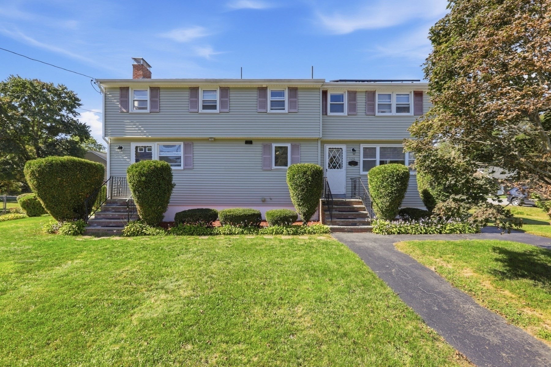 126 Montaup Ave