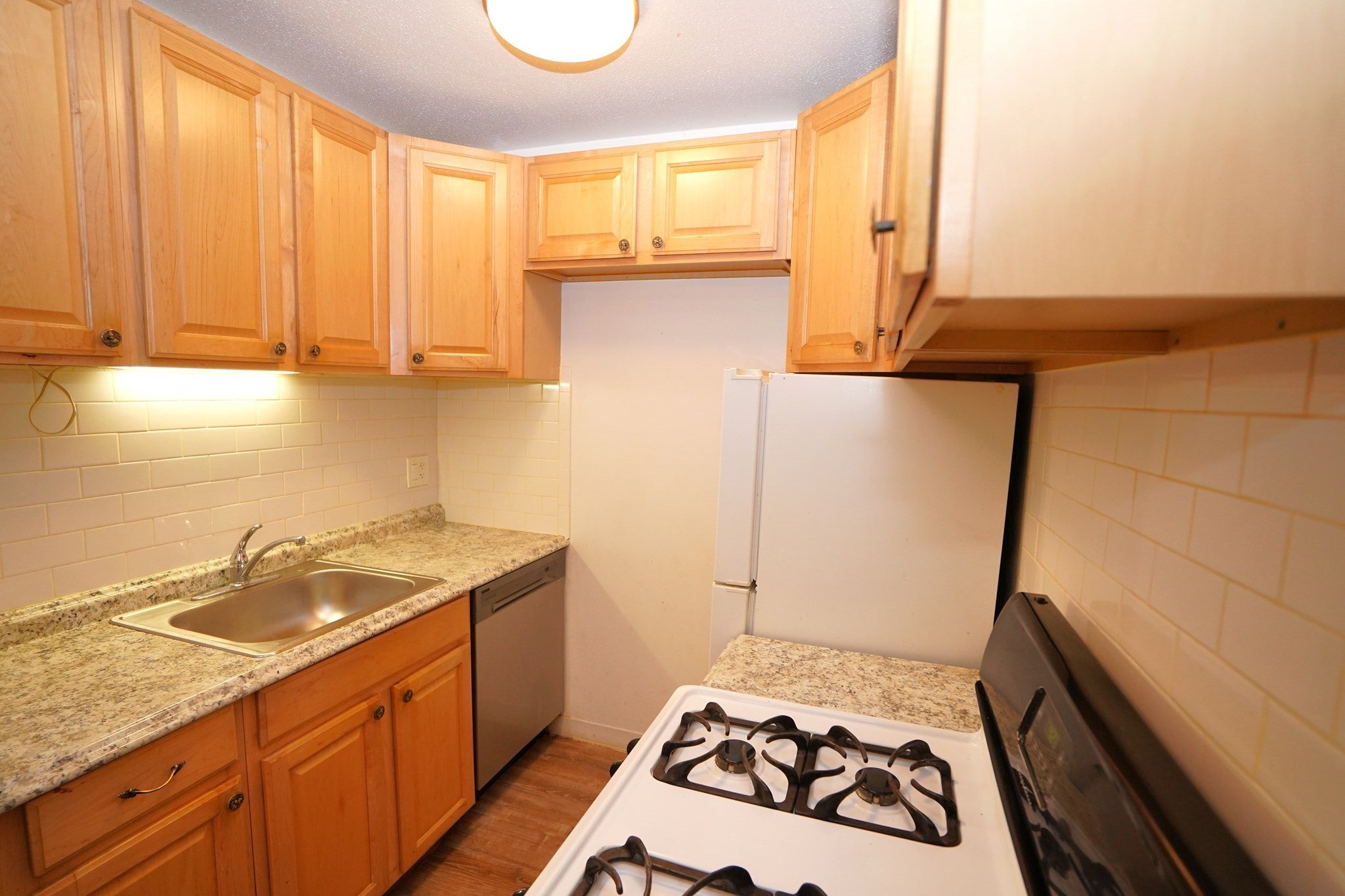 140 Kenrick St #8, Boston, MA, 140 Kenrick St #8, Boston, MA Photo #6