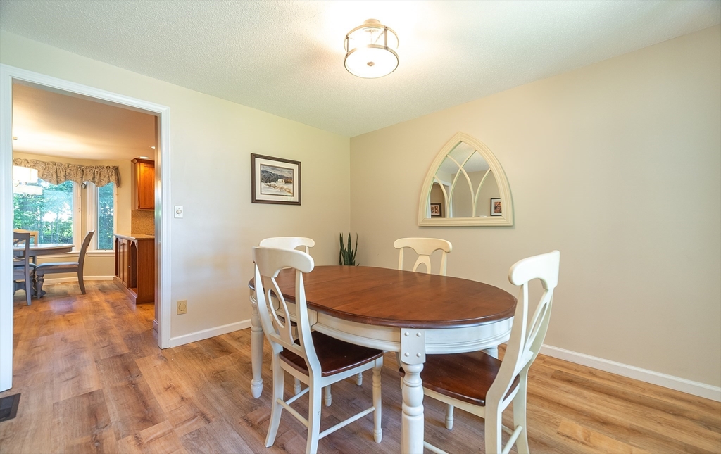 7 Bunker Cir