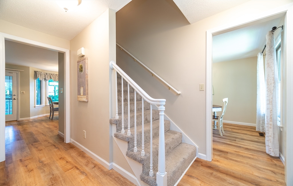 7 Bunker Cir
