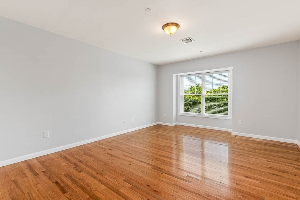 446 Belgrade Ave #201, Boston, MA, 446 Belgrade Ave #201, Boston, MA Photo #20