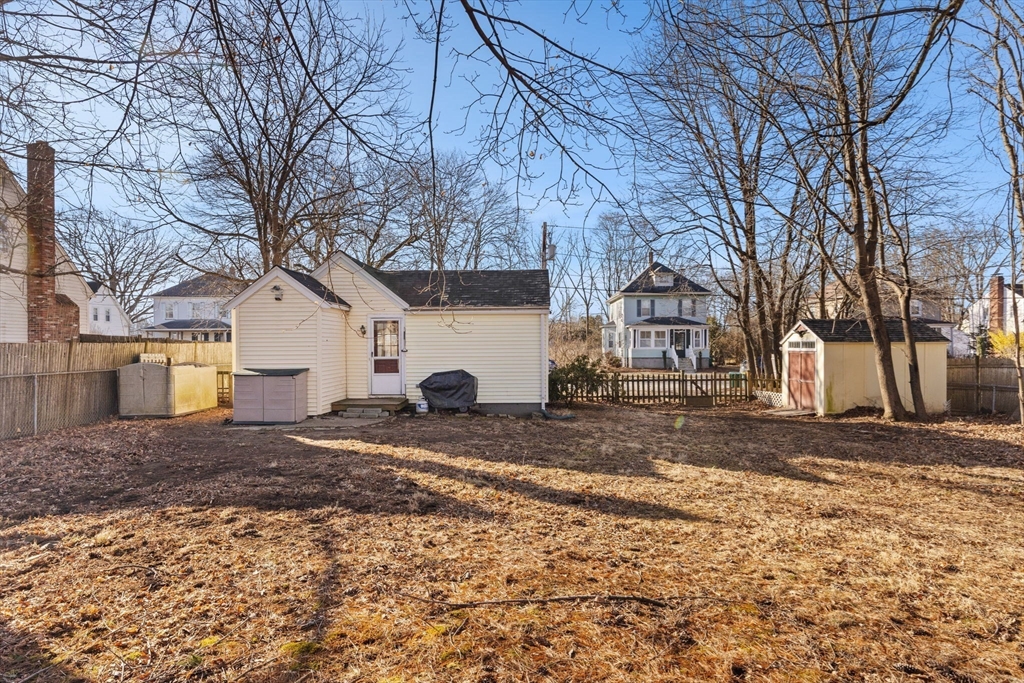 29 Warren Ave