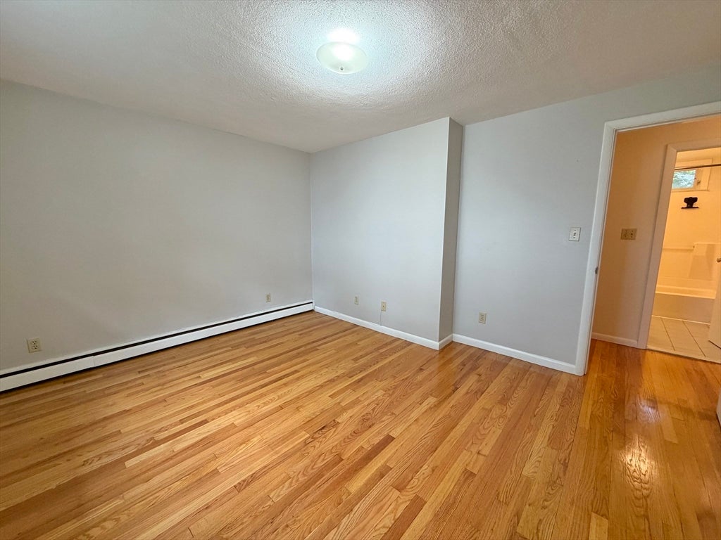 18 Dunstan St #1, Newton, MA Photo #17