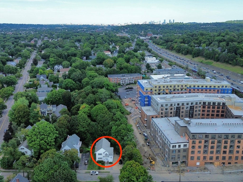 18 Dunstan St #1, Newton, MA Photo #27