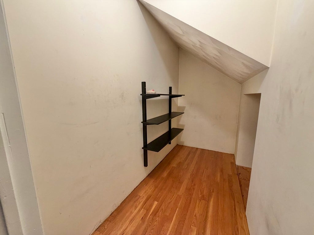 18 Dunstan St #1, Newton, MA Photo #22