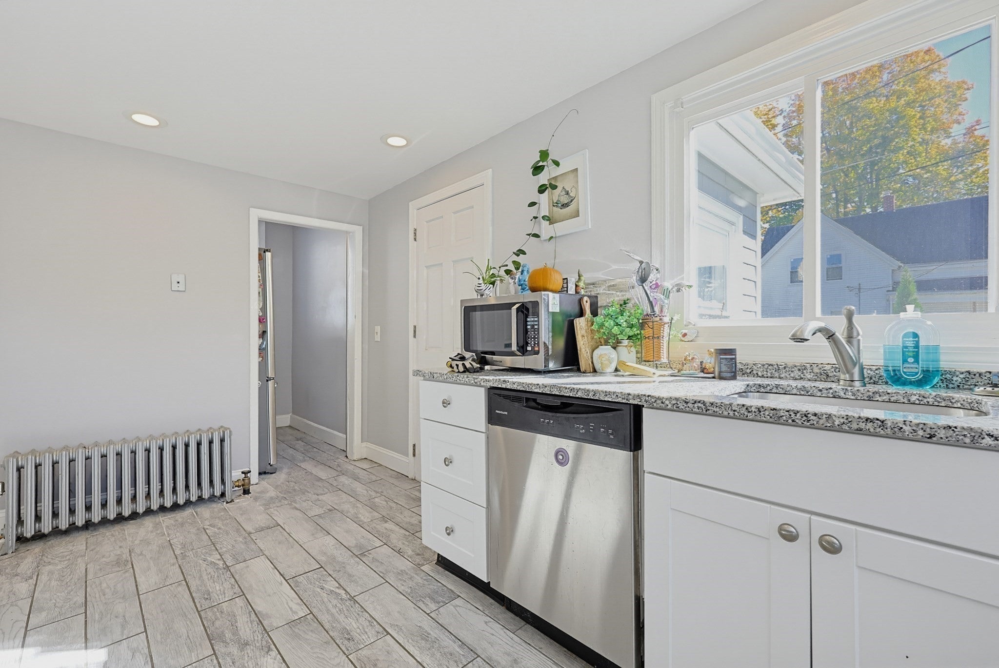 116 Gladstone St, Brockton, MA, 116 Gladstone St, Brockton, MA Photo #6