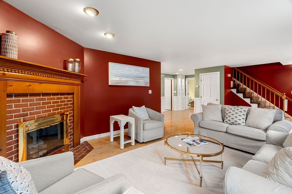 1 Tuxbury Lane