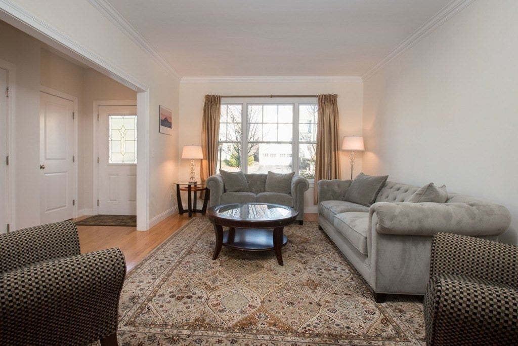 15 Cider Mill Ln