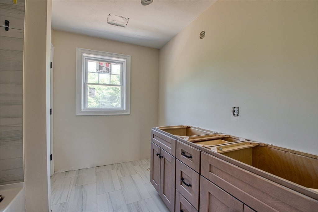 4 Sherwood Lane, Lakeville, MA, 4 Sherwood Lane, Lakeville, MA Photo #14